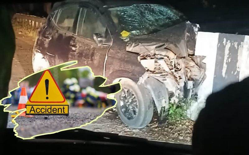 اترپردیش کے بلرام پور میں کار پل سے ٹکرائی۔ 3افرادہلاک، 3 زخمی